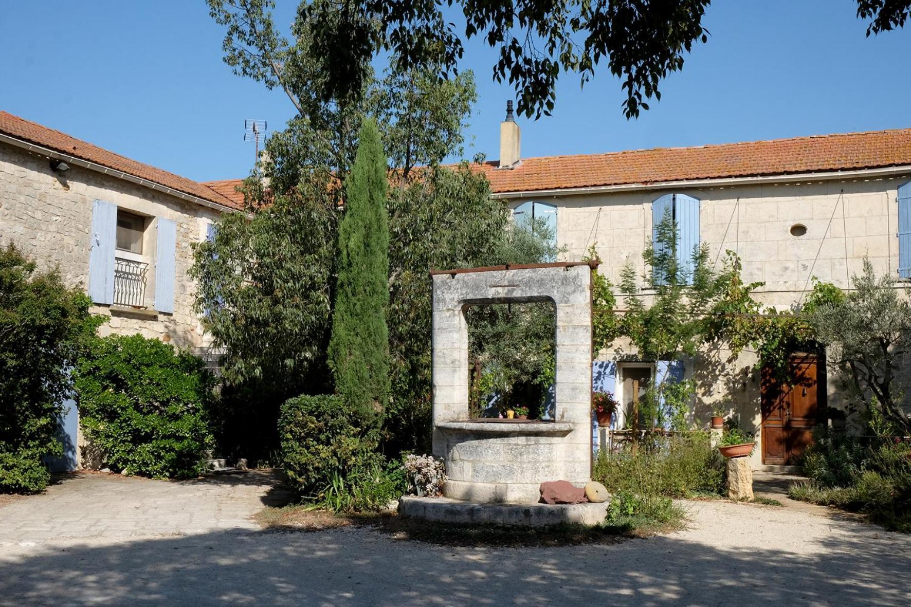 Mas D'Artaud Apartment Arles Luaran gambar
